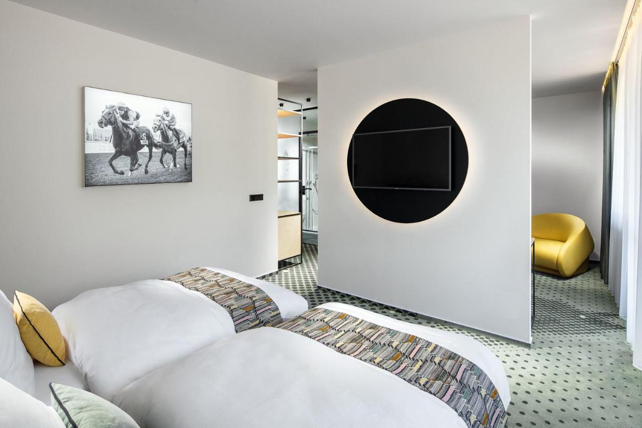 B&B Chuchle Arena Praha Экстерьер фото